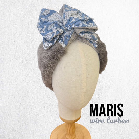 ふわふわグレーファーとブルーフラワーリボンの冬ターバン